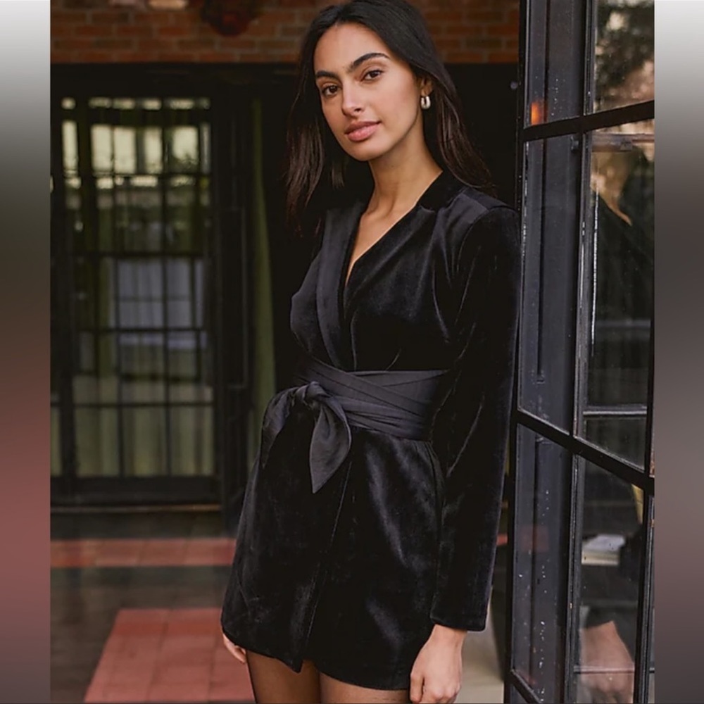 Express Velvet Romper Dress in size 0/2